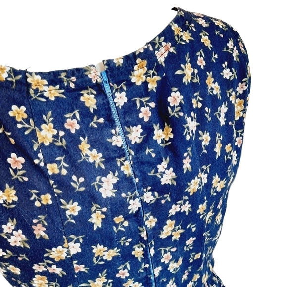 Vintage Hand Sewn Medium Cotton Dress Floral Print Princess Silhouette Pockets - Picture 9 of 9